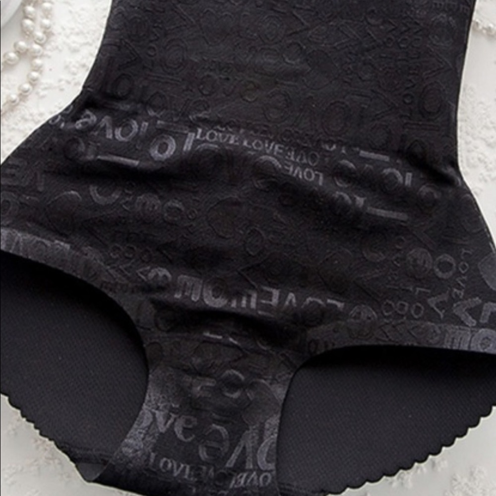 High waist fake butt pantie